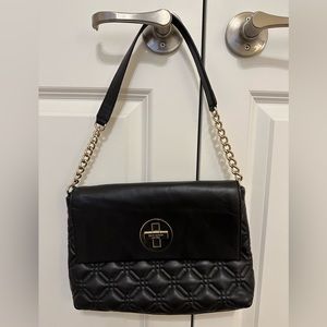 Kate spade shoulder bag, gold hardware.